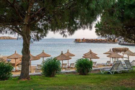 YASMIN BODRUM RESORT Pools & Beach